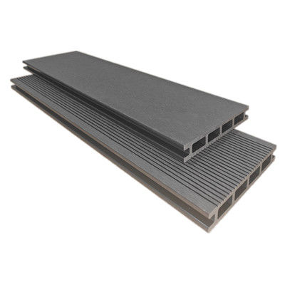 スタイリッシュなWPCフローリングレッドアウトドア自然な外観のスペースのための飾り