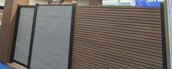 WPCの屋外ドアで玄関に革命を起こします