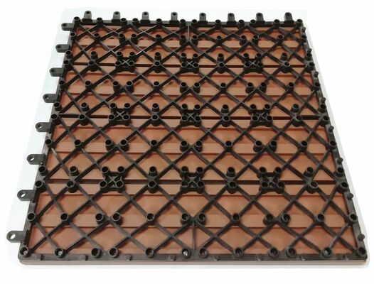 30x30 cmの屋内バルコニー床を数時間でコンクリートスラブにDIYアップグレード